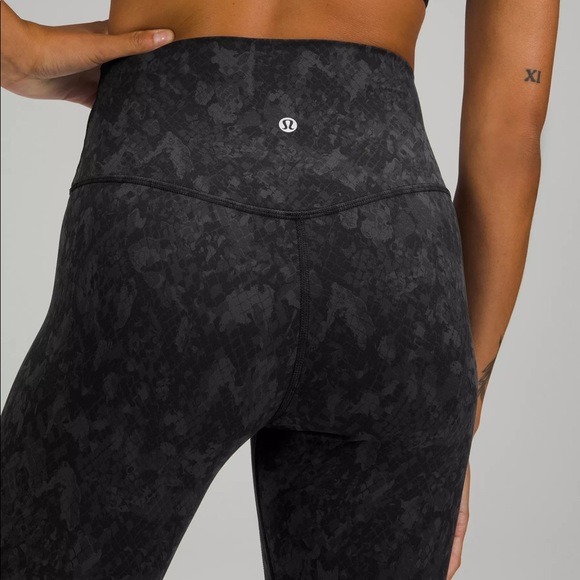 lululemon athletica Pants - Align HR Pant 23" - Hideaway Camo Deep Coal Multi
